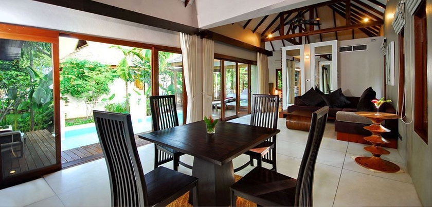 Imagen de la habitación del Hotel The Privilege Ezra Beach Club. Foto 4