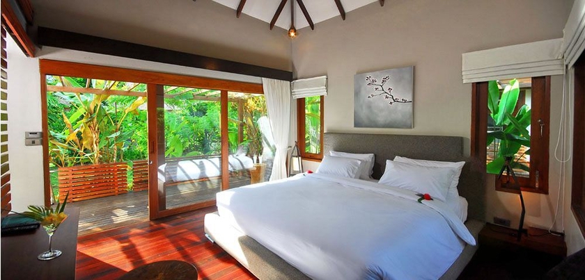 Imagen de la habitación del Hotel The Privilege Ezra Beach Club. Foto 6