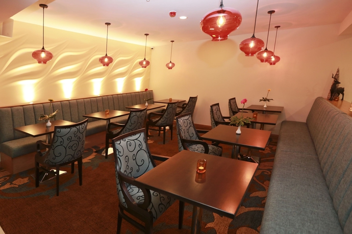 Imagen del bar/restaurante del Hotel The Prom. Foto 4
