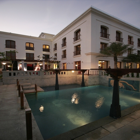 Imagen de la piscina del Hotel The Promenade Pondicherry. Foto 19