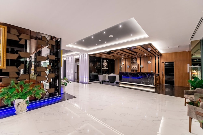 Imagen de los interiores del Hotel The Proud Hotel Pattaya. Foto 18