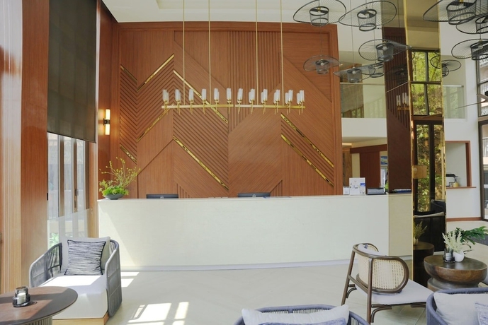 Imagen de los interiores del Hotel The Proud Karon Beach Phuket Trademark Collection By Wyndham. Foto 18