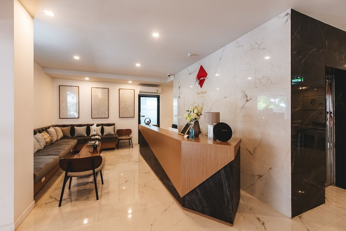 Imagen de los interiores del Hotel The Proud Rawai. Foto 18