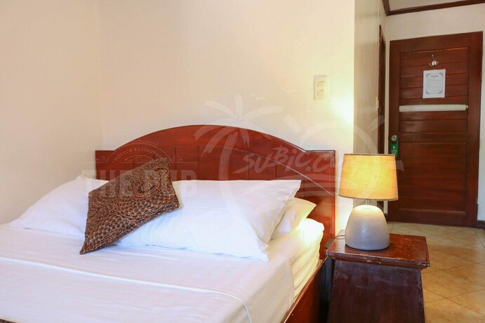 Imagen de la habitación del Hotel The Pub, Subic. Foto 23