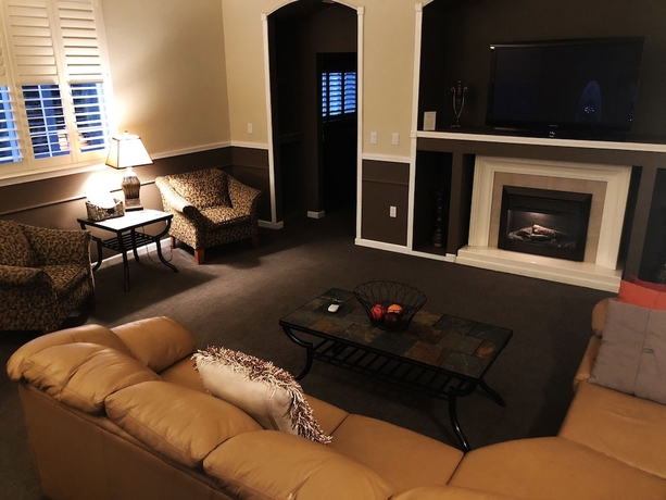 Imagen de la habitación del Hotel The Purple Orchid Wine Country Resort and Spa. Foto 6