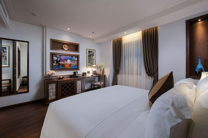 Imagen de la habitación del Hotel The Q Hanoi. Foto 5