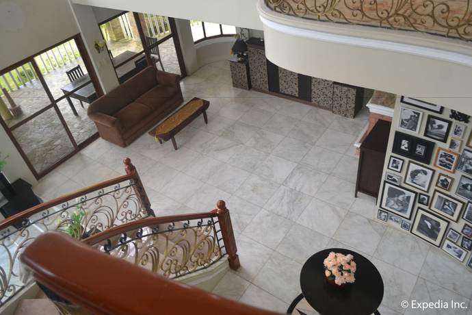 Imagen de los interiores del Hotel The Q Hotel and Restaurant. Foto 16