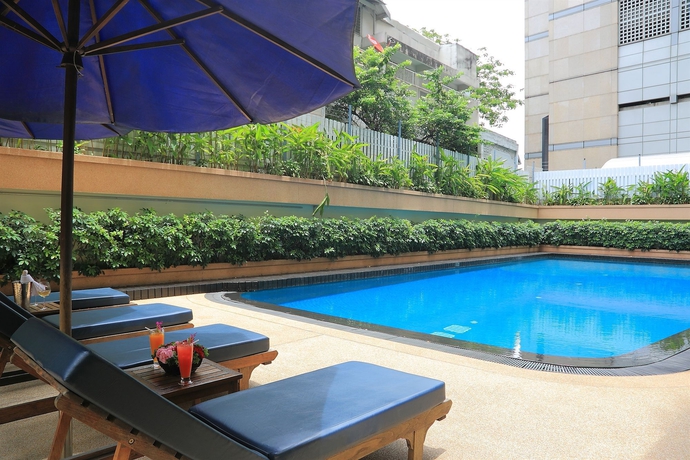 Imagen de la piscina del Hotel The Quarter Saladaeng by UHG. Foto 16