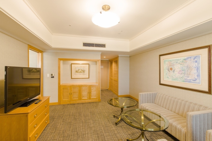 Imagen de la habitación del Hotel The Qube Chiba. Foto 17