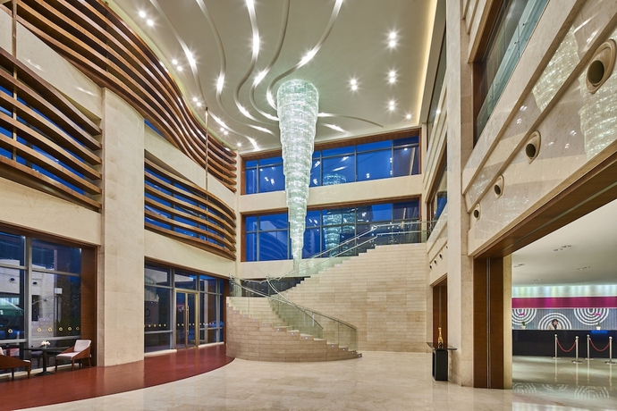 Imagen de los interiores del Hotel The Qube. Foto 16