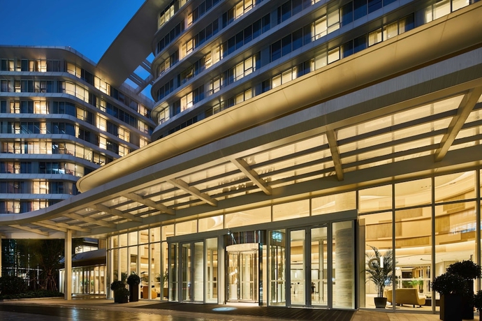 Imagen de los exteriores del Hotel The Qube Hotel Shanghai Hongqiao. Foto 14