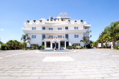 Imagen general del Hotel The Queen, Pastorano. Foto 2