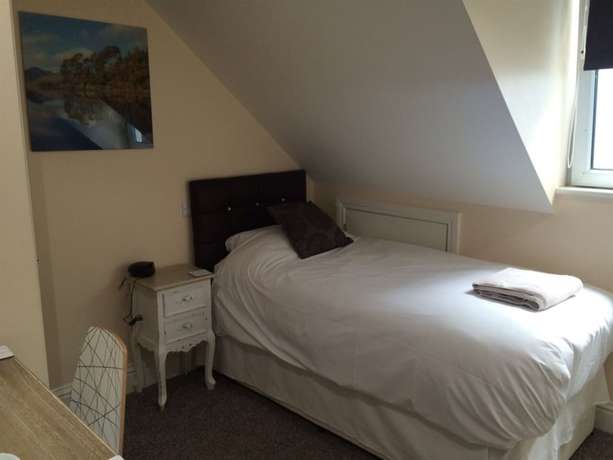 Imagen de la habitación del Hotel The Queen Phillippa. Foto 2