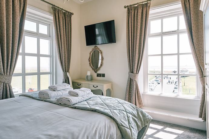 Imagen de los exteriores del Hotel The Queens Lytham. Foto 20