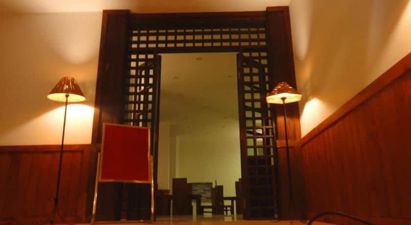 Imagen de los interiores del Hotel The Queensburry City. Foto 15