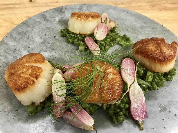 Imagen del bar/restaurante del Hotel The Queensbury. Foto 2