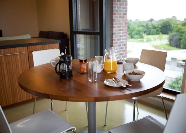 Imagen de la habitación del Hotel The Quigley Residence. Foto 9