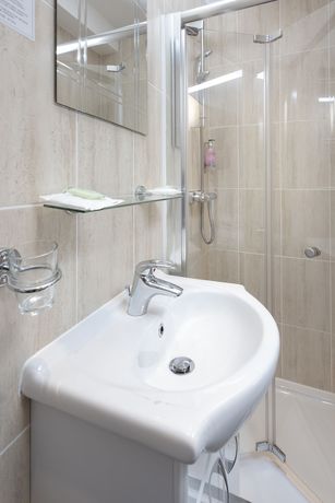 Imagen de la habitación del Hotel The R Inn. Foto 10