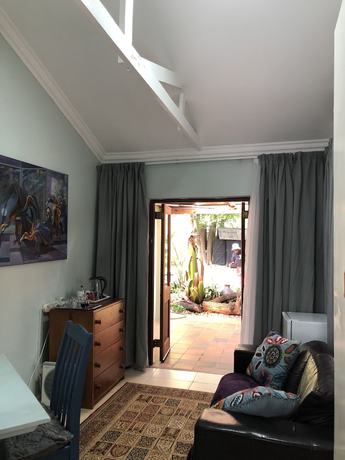 Imagen de la habitación del Hotel The Rabbit Hole. Foto 5