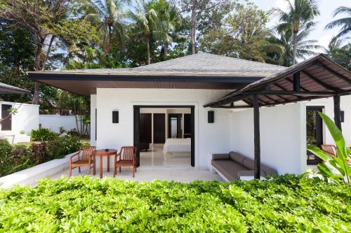 Imagen de la habitación del Hotel The Racha. Foto 9