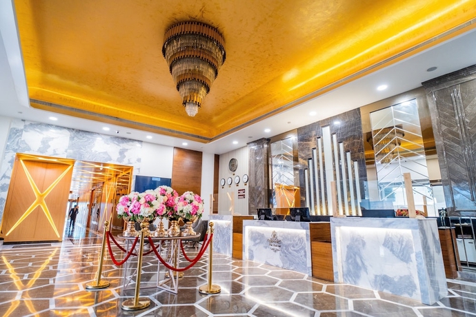 Imagen de los interiores del Hotel The Radiant Resort. Foto 15