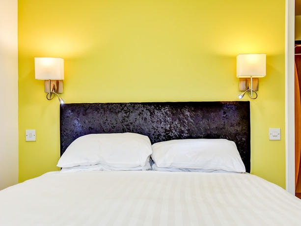 Imagen de la habitación del Hotel The Rafiya. Foto 5