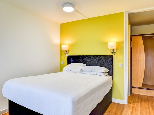 Imagen de la habitación del Hotel The Rafiya. Foto 15