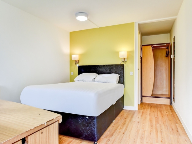 Imagen de la habitación del Hotel The Rafiya. Foto 16