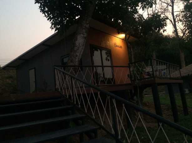 Imagen de los exteriores del Hotel The Raft Land. Foto 8