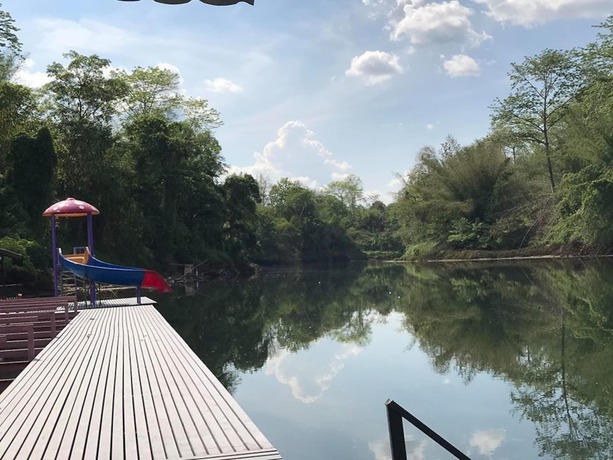 Imagen de la habitación del Hotel The Raft Land. Foto 4