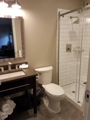 Imagen de la habitación del Hotel The Railroad Inn. Foto 3