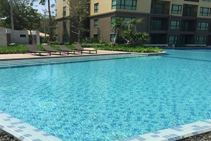 Imagen de la piscina del Hotel The Rain Cha-am By Nick. Foto 22