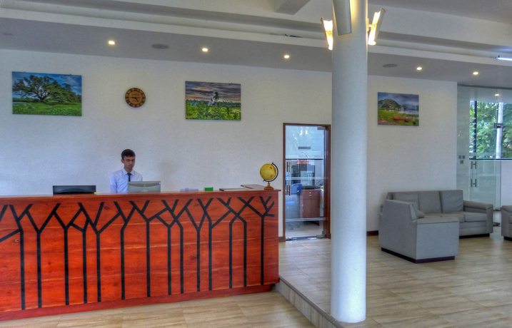 Imagen de los interiores del Hotel The Rain Tree. Foto 20