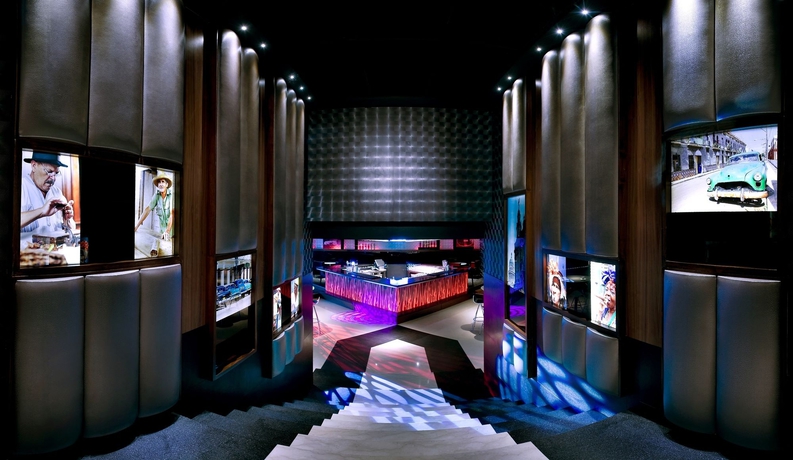 Imagen de los interiores del Hotel The Raintree, St. Mary's Road. Foto 10