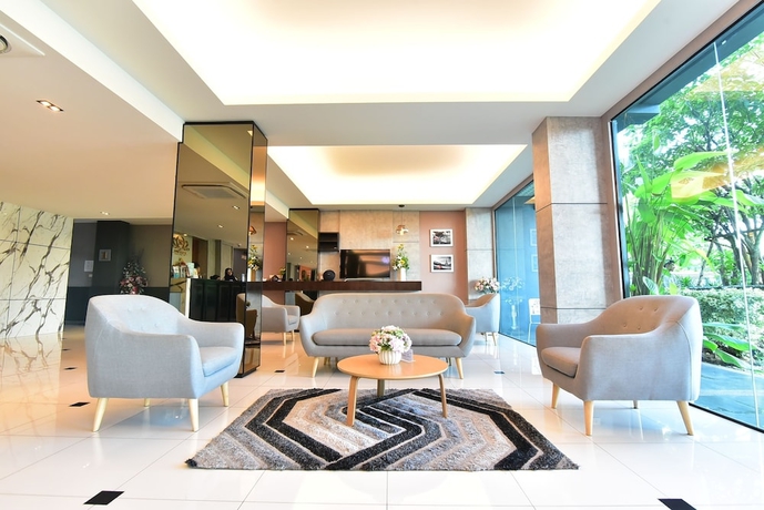Imagen de los interiores del Hotel The Raise. Foto 16