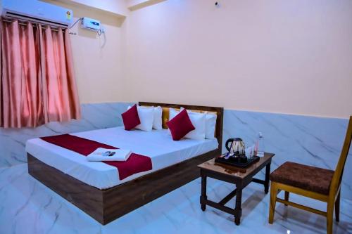 Imagen de la habitación del Hotel The Ramansh by Param - 700 Meter from Ram Mandir Ayodhya. Foto 19
