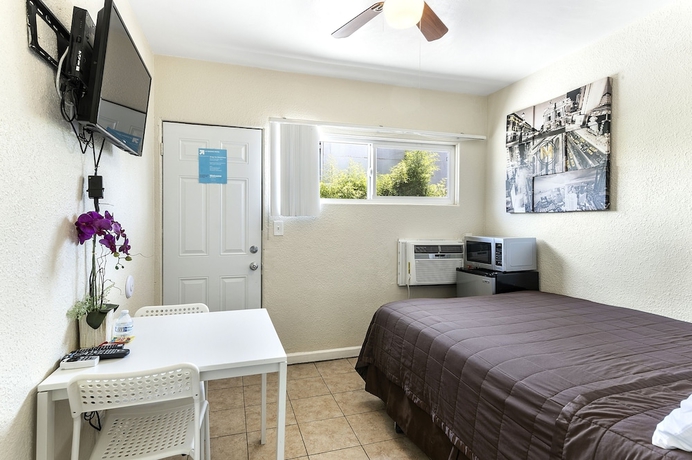 Imagen de la habitación del Hotel The Ramona Inn. Foto 2