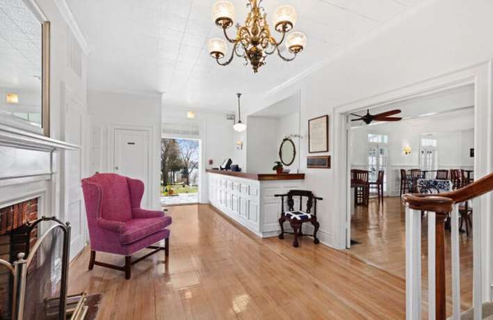 Imagen de los interiores del Hotel The Rams Head Inn. Foto 18