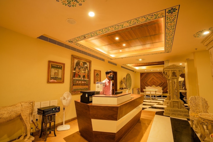 Imagen de los interiores del Hotel The Ramvilas - A Rooftop Lake View in Udaipur. Foto 18
