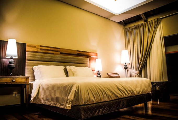 Imagen de la habitación del Hotel The Ranee Boutique Suites. Foto 9