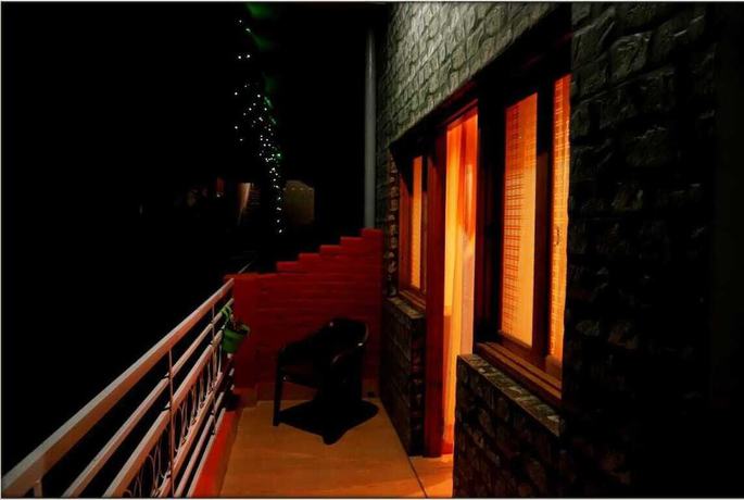 Imagen de la habitación del Hotel The Ranikhet Continental. Foto 7