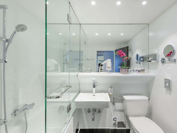 Imagen de la habitación del Hotel The Raphael Vienna, a member of Radisson Individuals Boutique. Foto 17