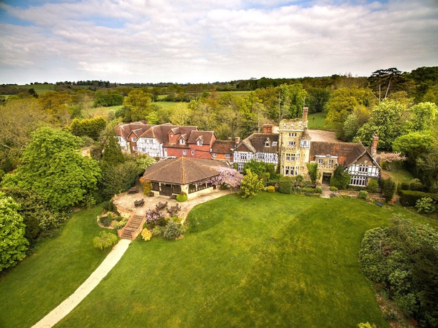 Imagen de los exteriores del Hotel The Ravenswood. Foto 6