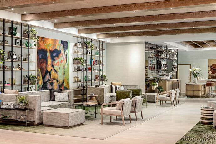 Imagen del bar/restaurante del Hotel The Ray Delray Beach, Curio Collection By Hilton. Foto 10