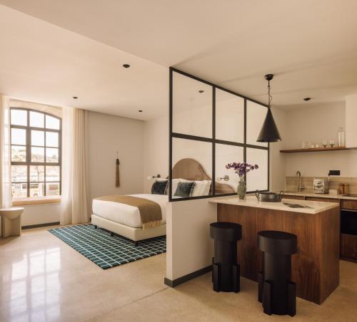 Imagen de la habitación del Hotel The Rebello and Spa. Foto 3