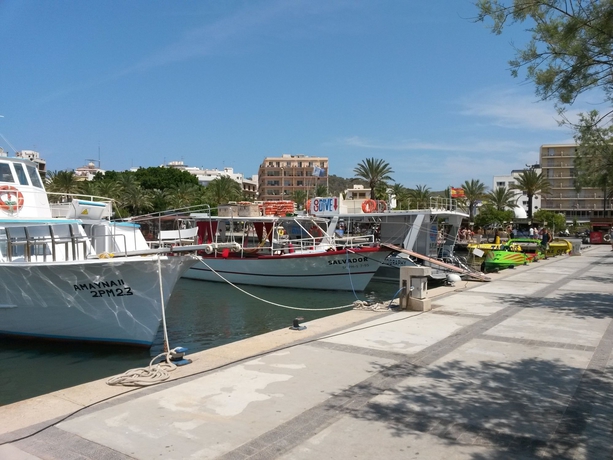 Imagen de los exteriores del Hotel The Red By Ibiza Feeling - Adults Only. Foto 10