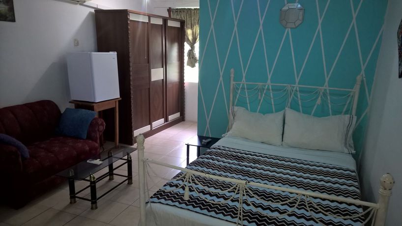 Imagen de la habitación del Hotel The Red Hut Inn. Foto 3