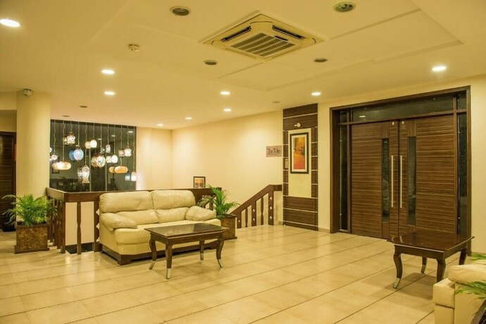 Imagen de los interiores del Hotel The Red Maple. Foto 33