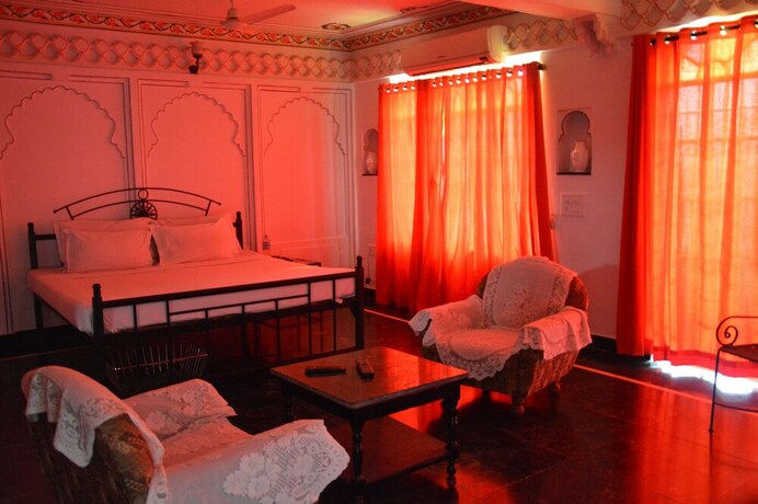 Imagen de la habitación del Hotel The Red Pier By Downtown Udaipur. Foto 34