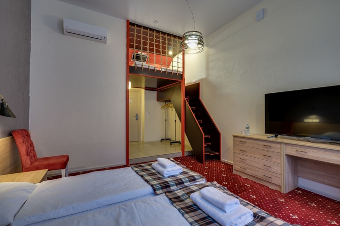 Imagen de la habitación del Hotel The Red, Tsentralny. Foto 6